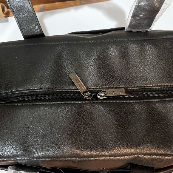 Kenneth Cole Reaction 20" Black Vegan Leather Carry-On Duffel Bag - Picture 5 of 13